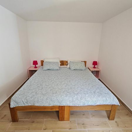 Apartments By The Sea Veli Losinj, Losinj - 8031 Екстериор снимка