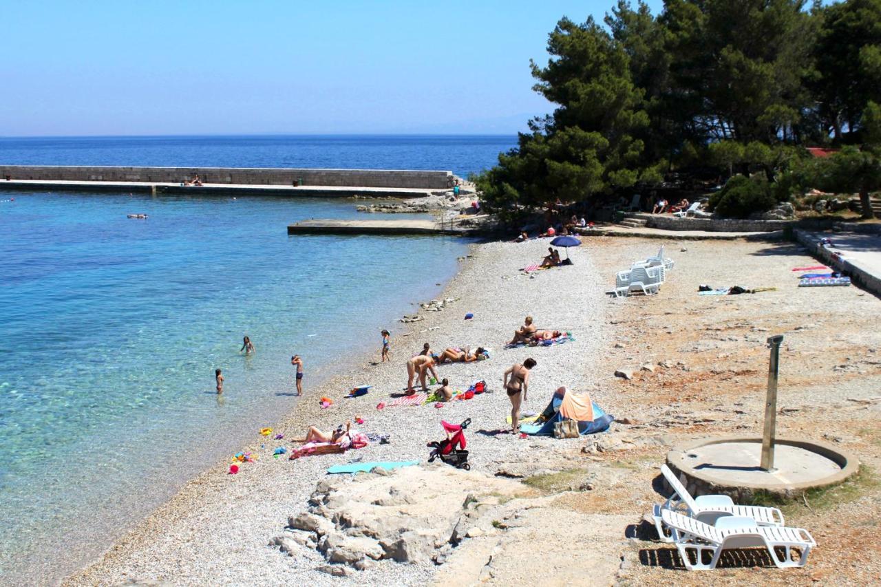 Apartments By The Sea Veli Losinj, Losinj - 8031 Екстериор снимка