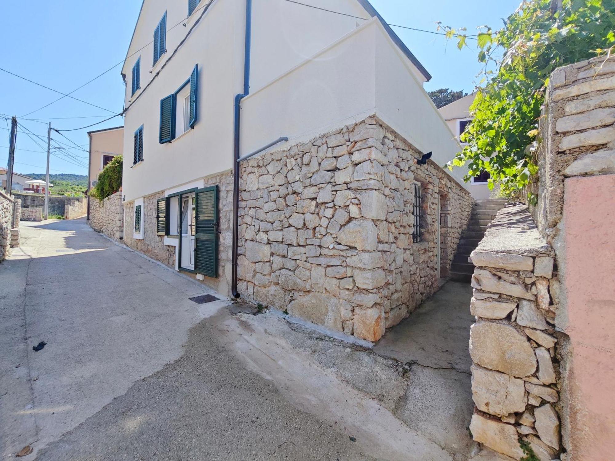 Apartments By The Sea Veli Losinj, Losinj - 8031 Екстериор снимка